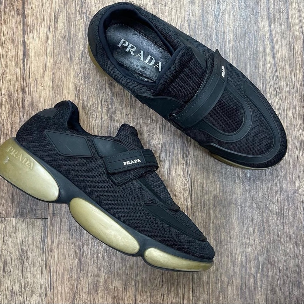 Prada 37.5 / 7.5 sneakers